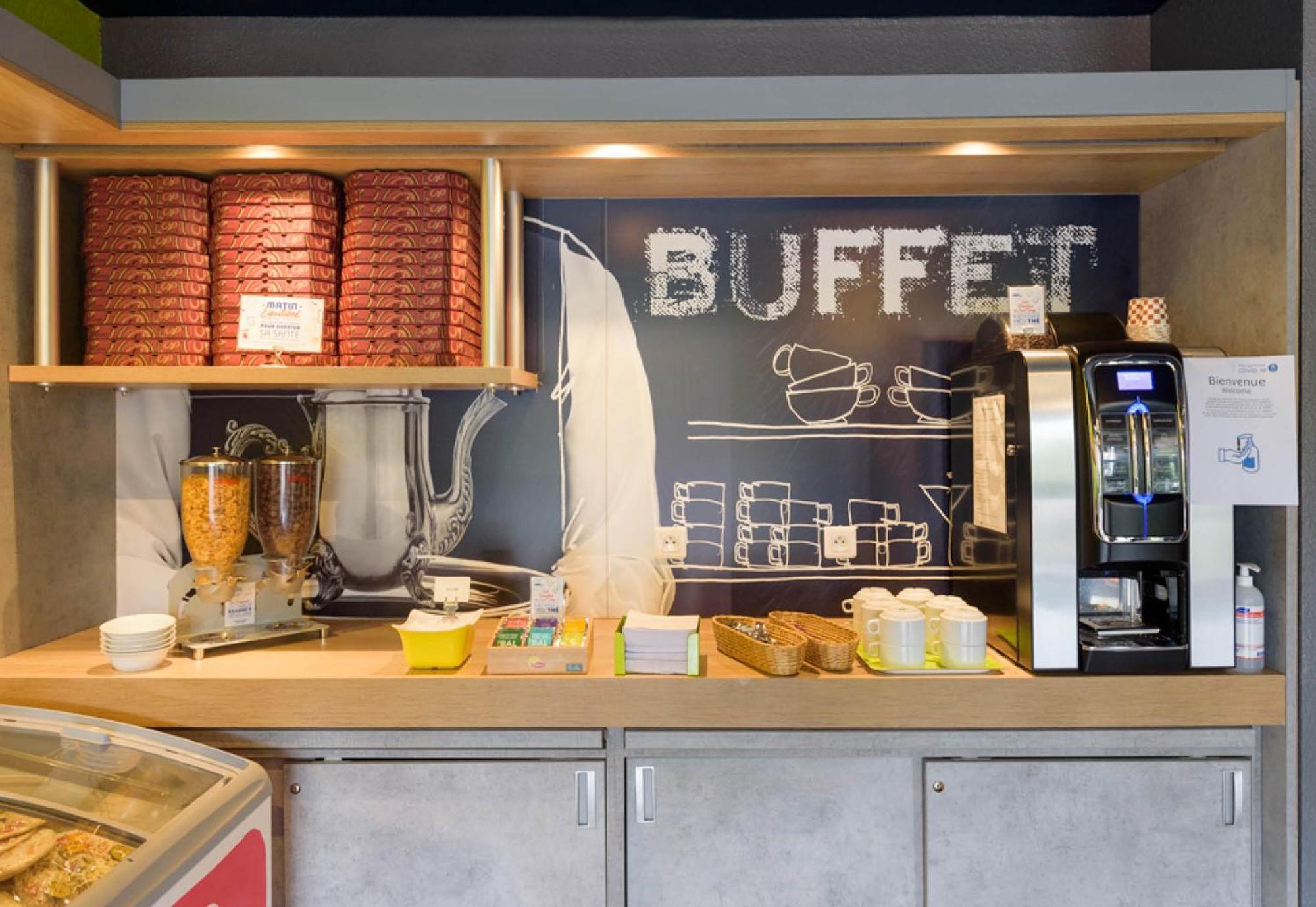 B&B Hotel Nimes Кэсарг Экстерьер фото